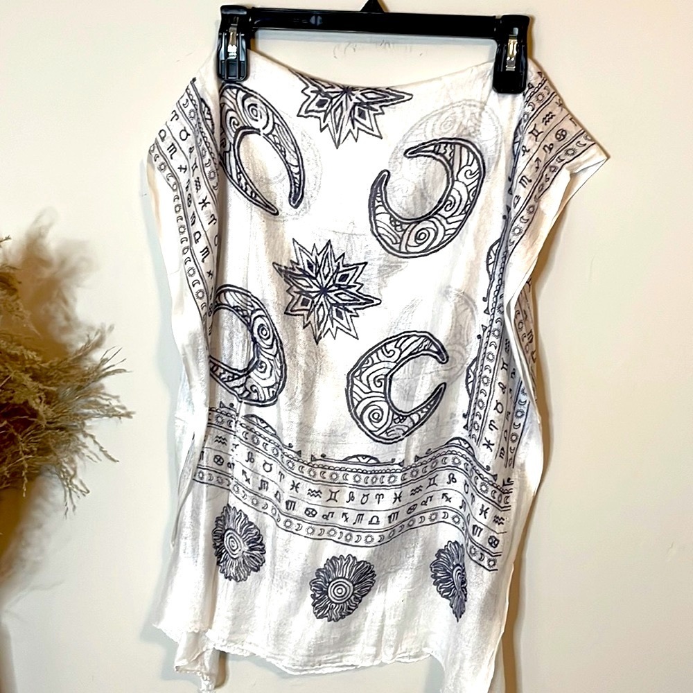Yoga Horoscope Scarf 🧘‍♂️